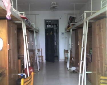 img048.jpg