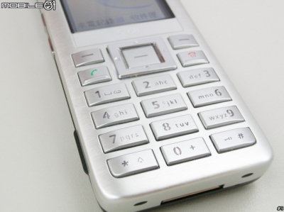 mobile01-4f5aa8c696f0a328eac6b98d079d5f89.jpg