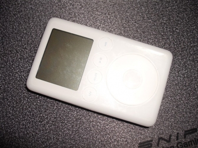 ipod  15g.jpg